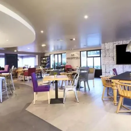 Szálloda Campanile Prime - Airport 3*