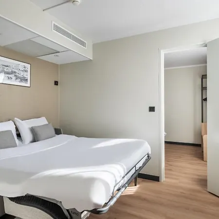 Szálloda Campanile Prime - Airport 3*