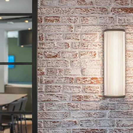 Hotel Campanile Prime - Airport 3*