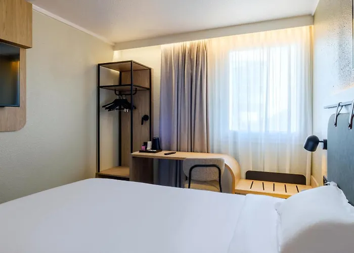 Campanile Prime - Airport Hotel Nicea