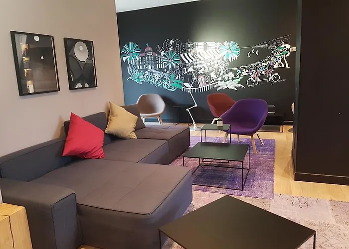 Hotel Campanile Prime - Airport 3*