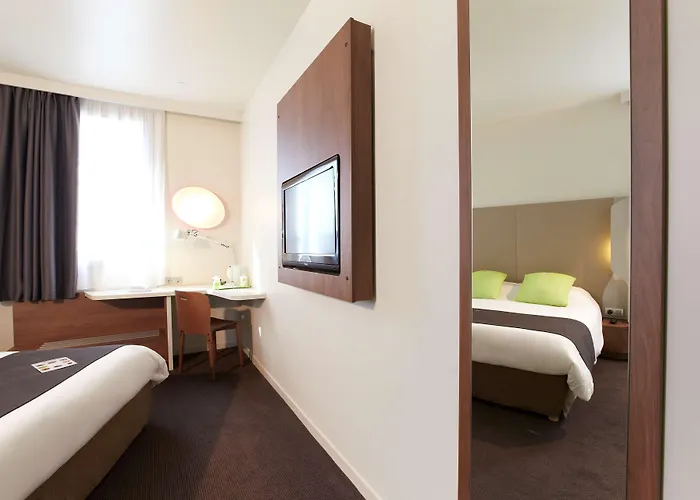 Hotel Campanile Prime - Airport Nice