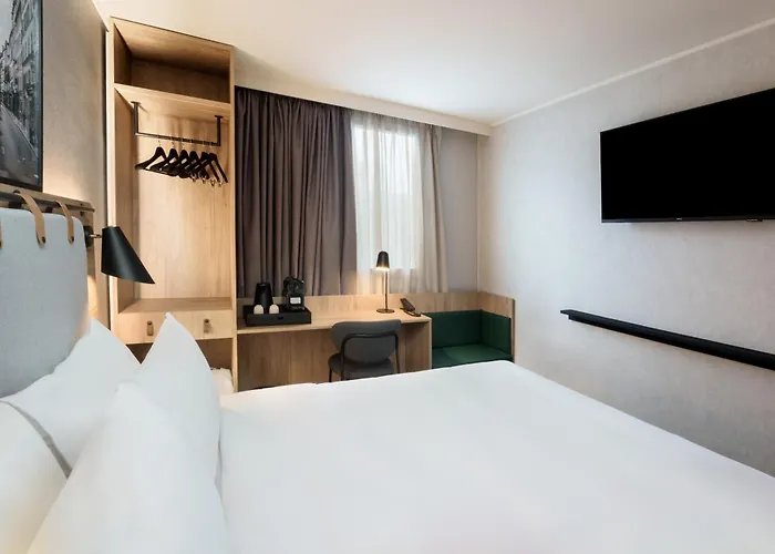 Campanile Prime - Airport Hotel