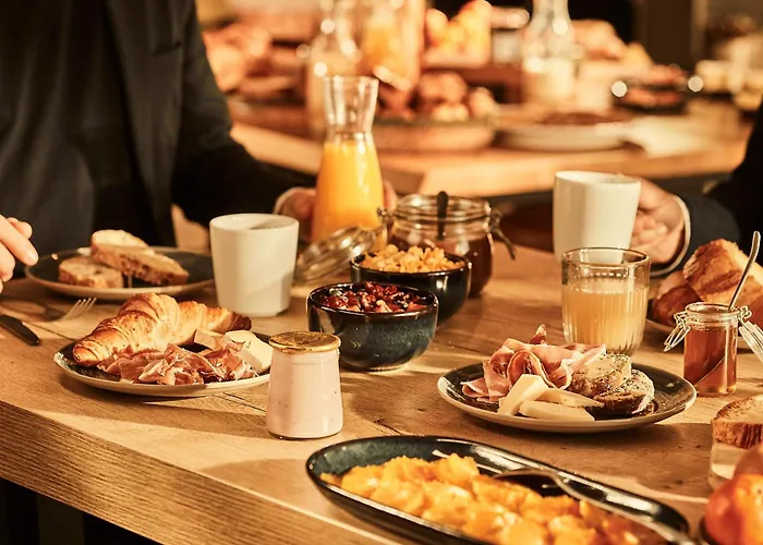 Campanile Prime - Airport 3* Nice