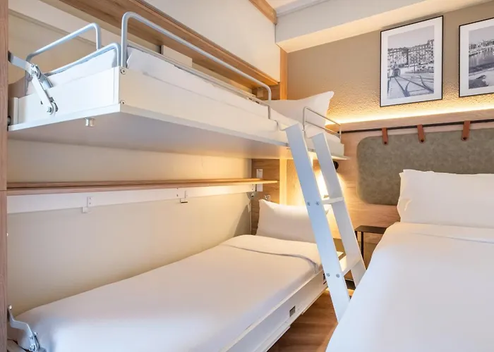 Hotel Campanile Prime - Airport