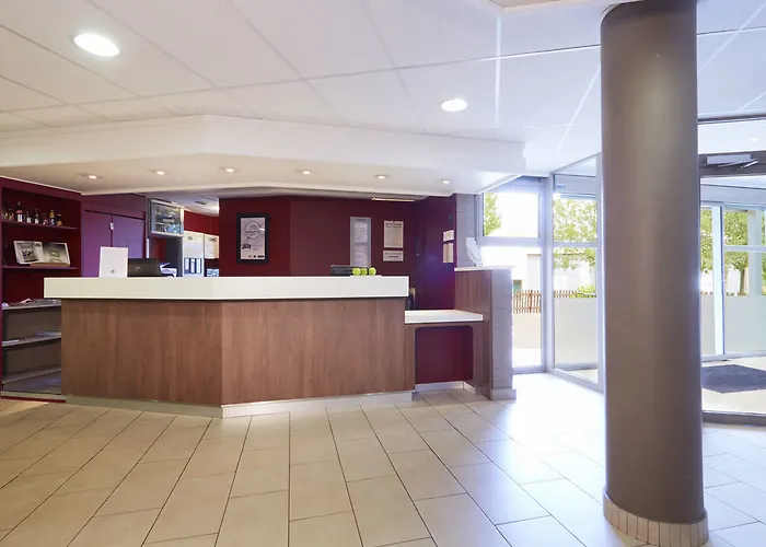 Campanile Prime - Airport Hotel Nice