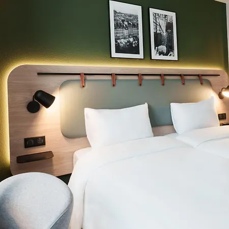 Campanile Aeroport Hotel Nicea