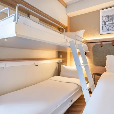 Hotel Campanile Prime - Airport