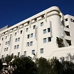 מלון Campanile Prime - Airport