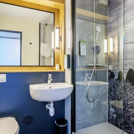 Campanile Prime - Airport Hotell Nice