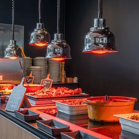 Campanile Prime - Airport 3* نيس