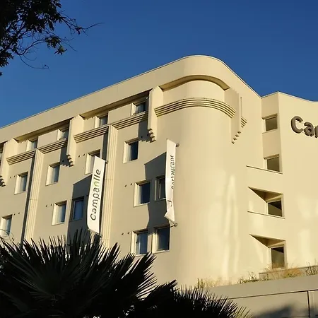 Campanile Aéroport 3*